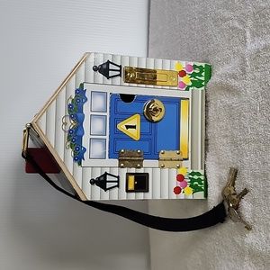 Doorbell House Melisia & Doug